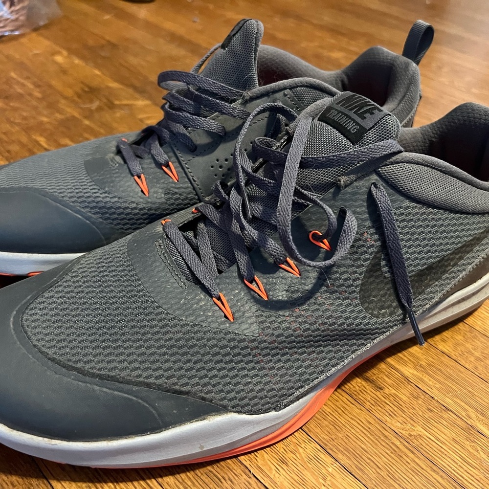 Nike Mens Legend Trainer Grey Orange Sneaker Size 15 924206-002